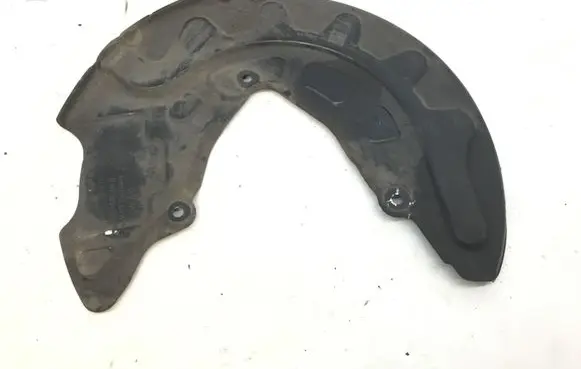 Volkswagen PASSAT B8 Front brake disc dust cover plate 5Q0615311G