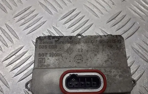 Audi A6 S6 C6 4F Xenon control unit/module 5DV008-290-00