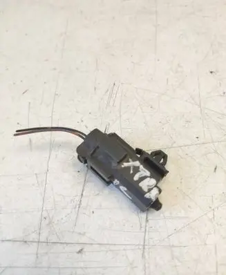 Nissan X-Trail T30 Outside/exterior temperature sensor 