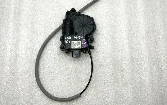 Volkswagen Sharan Sliding door motor 7N0843745