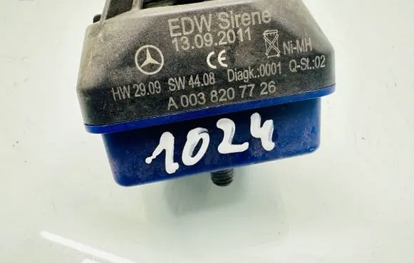 Mercedes-Benz CLS C218 X218 Alarm system siren A0038207726 13092011