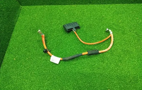 Renault Trafic III (X82) Positive cable (battery) 240803583R 93462874