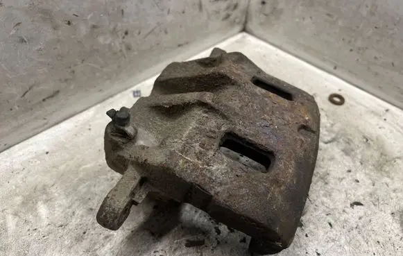 Hyundai Santa Fe Front brake caliper
