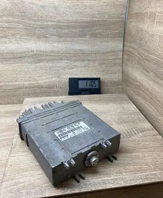 Volkswagen Golf III Engine control unit/module ECU 028906021HD 0281001729