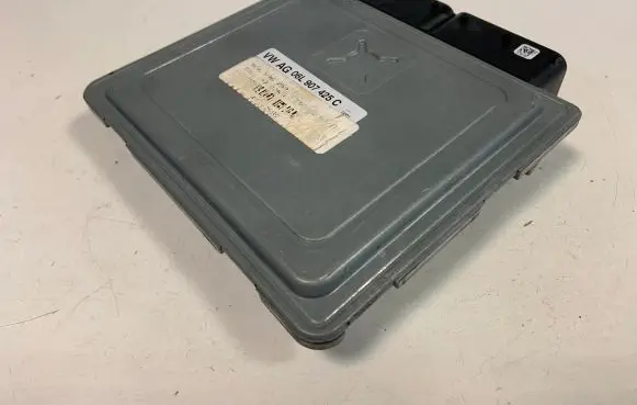Audi Q5 SQ5 Engine control unit/module 06L907425C 80A906259A