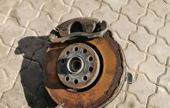 Volkswagen Sharan Front wheel hub spindle knuckle