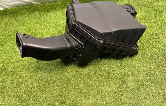 Volvo XC60 Air filter box 31474901