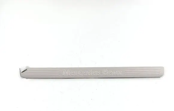 Mercedes-Benz CLA C118 X118 Front sill trim cover A1186805000