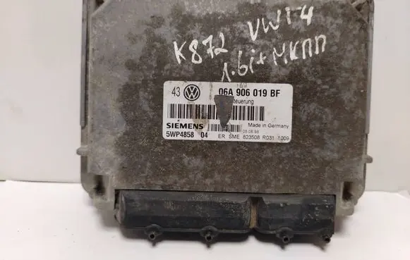 Volkswagen Golf IV Engine control unit/module 06A906019BF 5WP485804