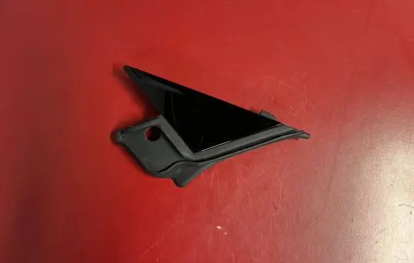 BMW iX Front door glass trim molding 8491327 8491941