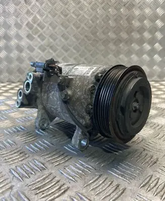 BMW X3 F25 Air conditioning (A/C) compressor (pump) 9295050