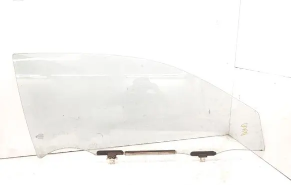 Toyota Corolla E120 E130 Front door window/glass (coupe) 43R007951