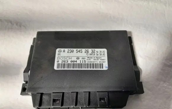 Mercedes-Benz SL R230 Parking PDC control unit/module A2305452632