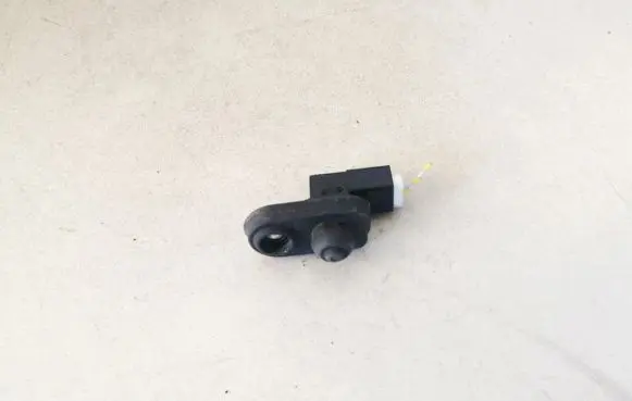 Mitsubishi Outlander Front door sensor 