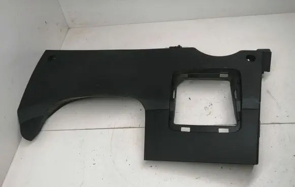 Hyundai ix35 Dashboard lower bottom trim panel 847512Y000