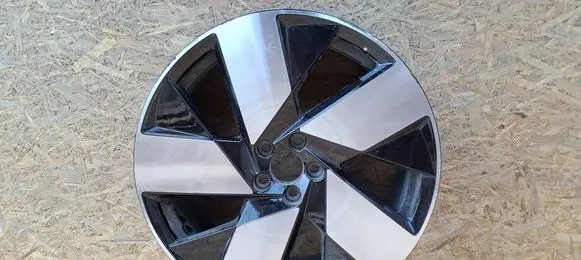 Volvo C40 R20 alloy rim 32143629 KK72K80
