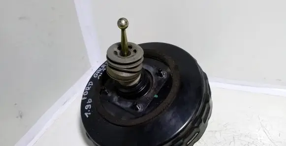 Ford Galaxy Brake booster YM212B195DB 7M4612100E 03775728054