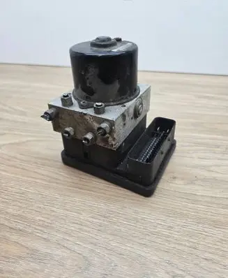Volvo V50 ABS Pump 30794730AA 10096004293 30794728
