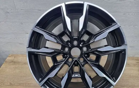 BMW i4 R19 alloy rim 8089223