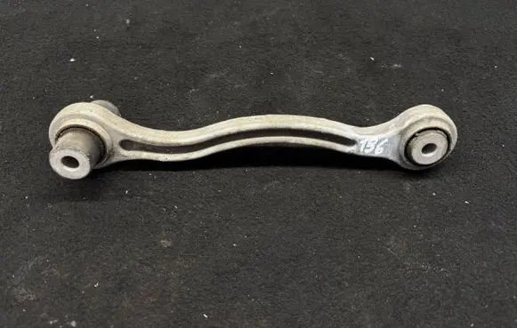 Mercedes-Benz C W205 Rear control arm 20402
