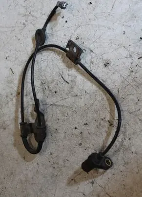 Subaru Forester SG ABS brake wheel speed sensor 27540FE120