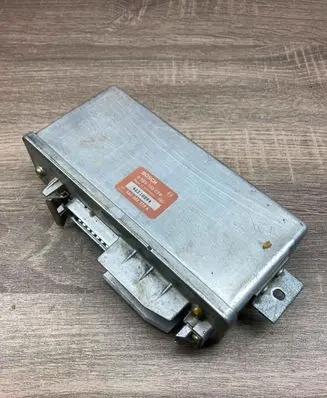Audi 80 90 S2 B4 ABS control unit/module 0265100056 4A0907379A