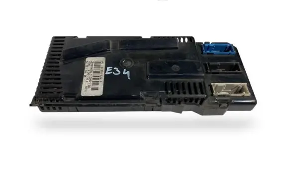 BMW 5 E34 Air conditioning/heating control unit 8390122 64118390122