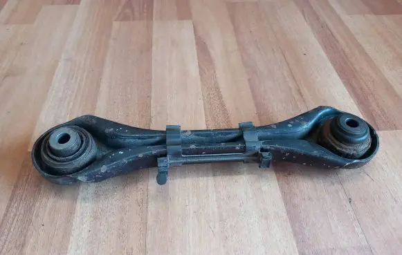 BMW 1 E81 E87 Rear control arm 6777980 33326777980 33322406292