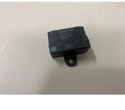Volvo XC90 Seat heating relay 31268907 12W114