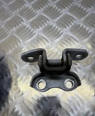 Toyota Auris E180 Front door upper hinge 