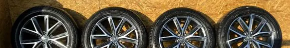 Lexus LBX R17 alloy rim 
