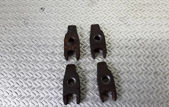 Peugeot 206 Fuel Injector clamp holder