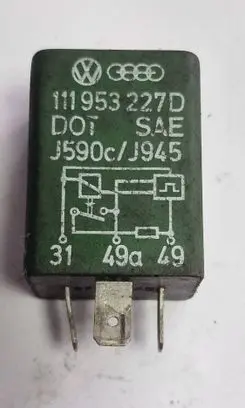 Volkswagen Golf IV Other relay 111953227D J590CJ945