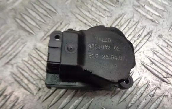 Opel Vectra C A/C air flow flap actuator/motor 985100V
