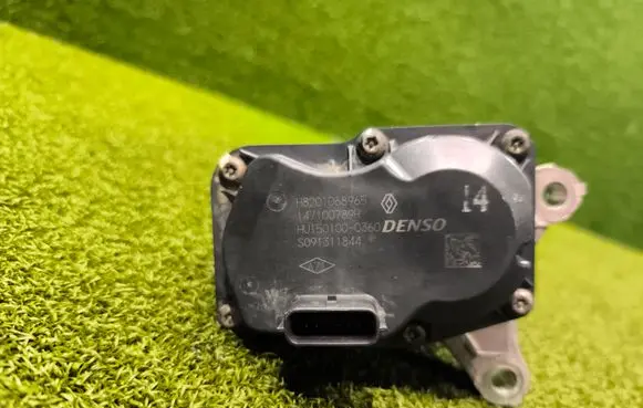 Renault Trafic III (X82) EGR valve H8201068965 147100789R HU1501000360