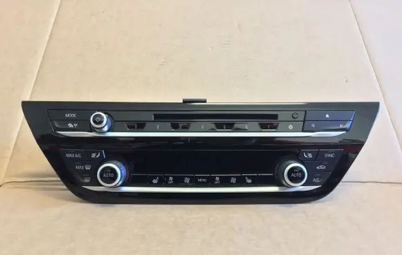 BMW 5 G30 G31 Climate control unit 6834435