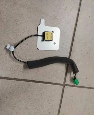 Aerial GPS antenna