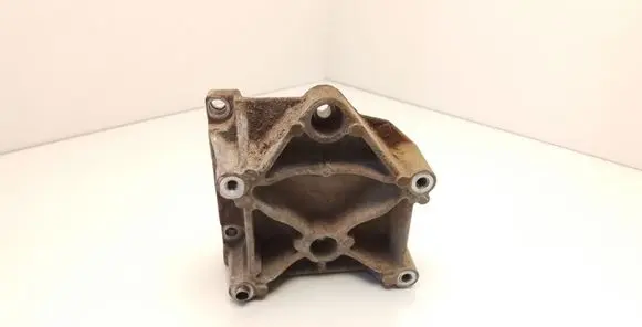 Peugeot 307 A/C compressor mount bracket 9636693680