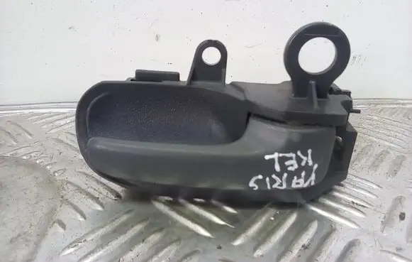 Toyota Yaris Front door interior handle