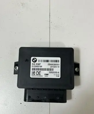BMW 5 F10 F11 Hand brake control module 32620300