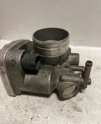Audi A3 S3 8L Throttle valve 06A133062N 408238323005