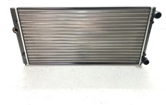 Volkswagen Golf III Coolant radiator RNBC 1H0121253D 1H0121253Q