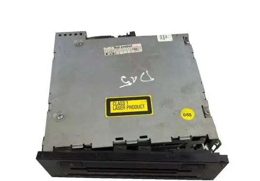 Audi A3 S3 8P CD/DVD changer 8E0035111D