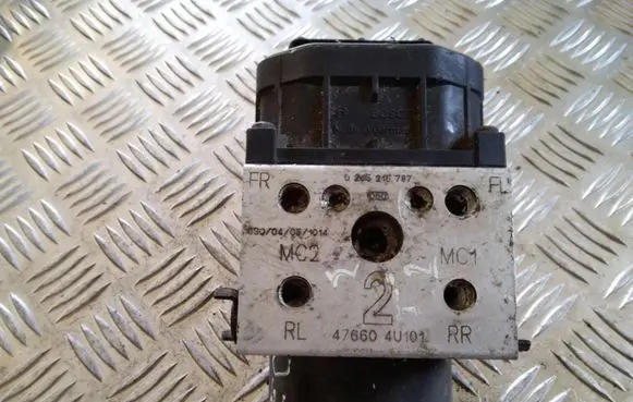 Nissan Almera N16 ABS Pump 0265216787 476604U101 0273004505
