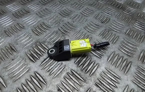 Toyota Prius+ (ZVW40) Airbag deployment crash/impact sensor 8983168030