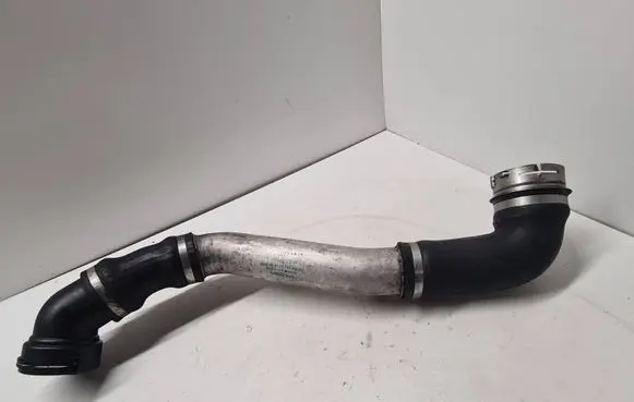 BMW 7 E65 E66 Intercooler hose/pipe 7788592