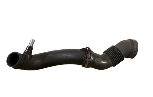 Intercooler hose/pipe