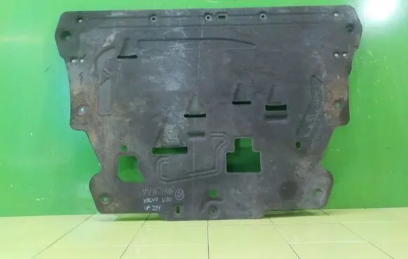 Volvo S90, V90 Engine splash shield/under tray UP221