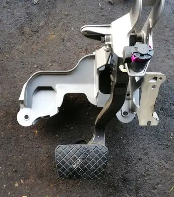 Audi A6 S6 C7 4G Brake pedal 4H1723140A 42611