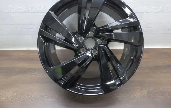 R20 alloy rim